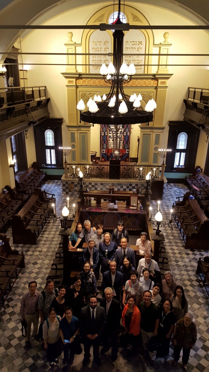 参观犹太教会堂及回教清真寺